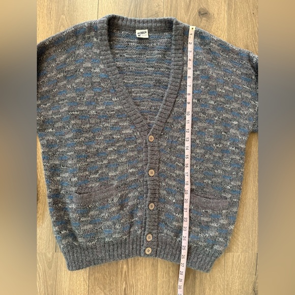 Alpaca 100% Alpaca Wool button up Sweater Made in Peru Size Large - Picture 9 of 10